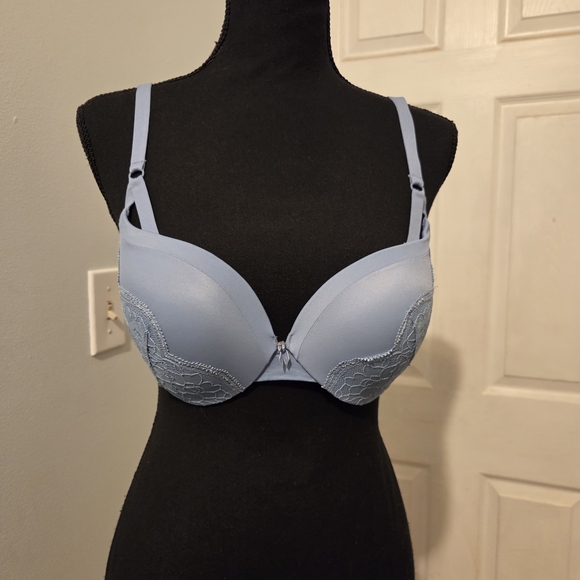 Maidenform Light Blue Padded Bra - Picture 1 of 6